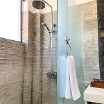 Madewi Apartment